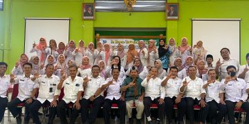 Dari In House Training SMA Negeri 4 Blitar : Literasi Itu Penting Biar Tambah Cetar