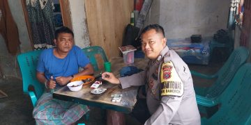 Ngobrol, dan Peduli: Bhabinkamtibmas Polsek Bahorok Hadir di Tengah Warga Lau Damak