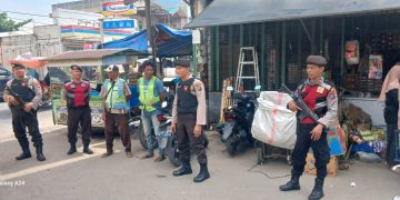 Cegah Aksi Premanisme, Sat Samapta Polres Langkat Tingkatkan Patroli Ke Pasar Tradisional