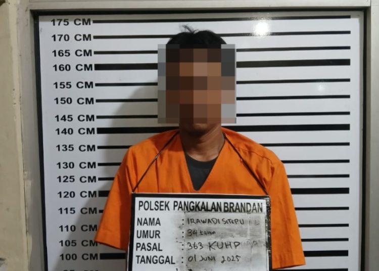 Bawa Kabur Motor, IR Diciduk di Pinggir Jalan