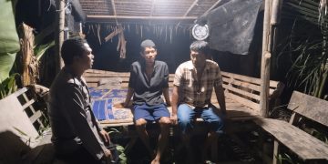 Sampaikan Pesan dan Himbauan Kamtibmas, Bhabinkamtibmas Polsek Gebang Laksanakan Sambang Desa