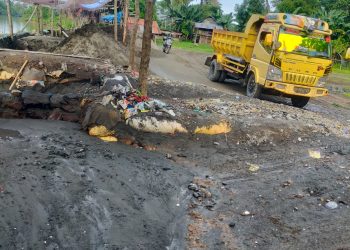 Diduga Penambang Ilegal Di Kajuara Menyetor Sejumlah Upeti Tiap Bulan Ke Tipiter Polres Bone Sebagai Keamanan