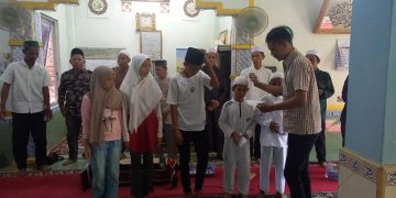 Kapolda Sumsel dan Wartawan Santuni Anak Yatim, Rayakan Muharram dan Bhayangkara dengan Aksi Sosial