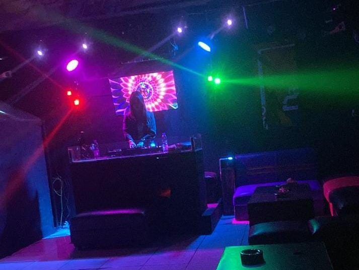 Warga Resah Karaoke Ilegal di JLU Probolinggo, Penertiban Dinilai Mandek