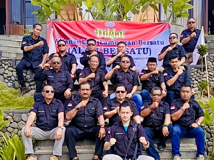 LSM Aliansi Alam Bersatu Menggelar Diklat Pemantapan Wawasan Kebangsaan di Pacet Mojokerto
