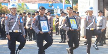 Pimpin Upacara PTDH 2 Anggota, Ini Kata Kapolres Probolinggo Kota