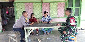 Sosialisasi call Center 110 Bhabinkamtibmas Desa Banyumas Sambangi Warga Binannya Titipkan Pesan Kamtibmas