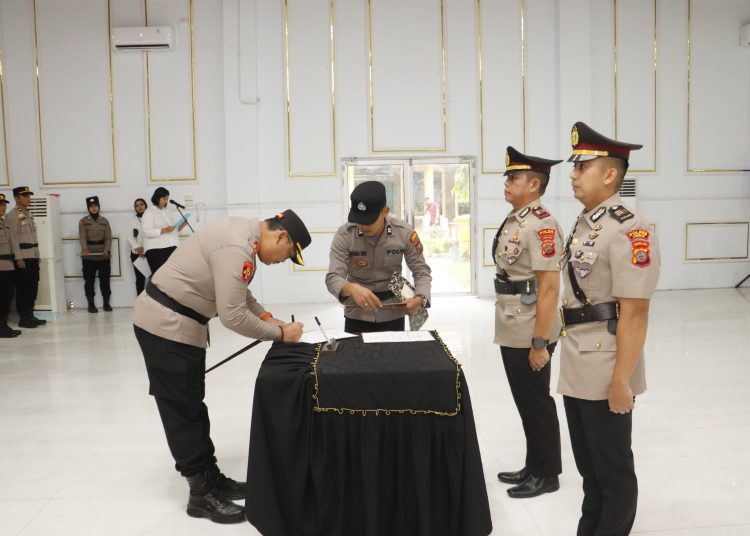 Kapolres Langkat Pimpin Sertijab Kasat Lantas Yang Baru