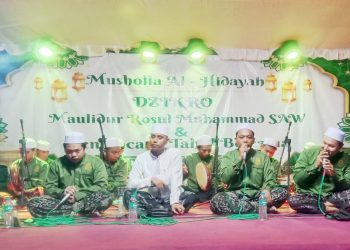 Melongok Acara Muludan Di Musholla Al-Hidayah : Rencana Kecil Menjadi Megah, Jamaah Tambah Gairah