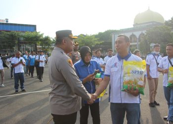 Demi Memperkuat Semangat Persatuan Dalam Menjaga Kondusifitas Wilayah Kabupaten Tuban, Polres Tuban Gelar Apel Kebangsaan