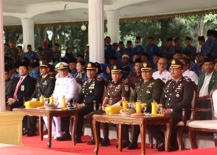 Kapolres Langkat Hadiri Upacara Peringatan Hari Sumpah Pemuda ke 79, di lapangan Alun-Alun Langkat.