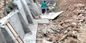 Kurangnya Transparansi Proyek TPT di Montong -Tuban Melanggar Undang – Undang KIP, Nyawa Pekerja Dipertaruhkan