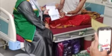 Baznas Kabupaten Bone Menyantuni Pasien RS DR YASIN Bone