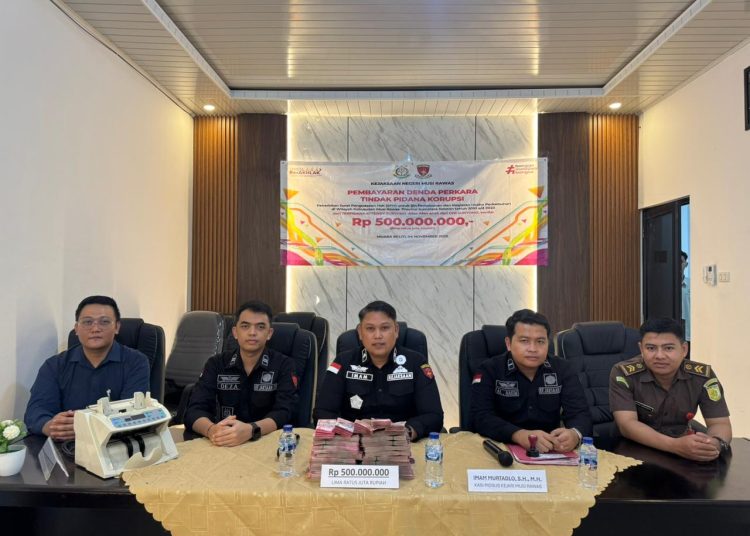 Kejaksaan Negeri Musi Rawas Menerima Pembayaran Uang Pidana Denda Sebesar 500 Juta rupiah.