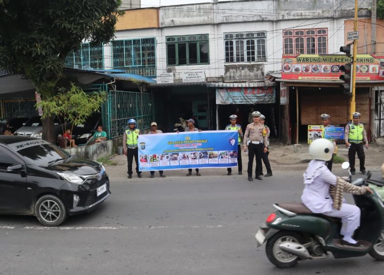 OPS Zebra Toba 2025, Polres Langkat Gencarkan Edukasi Humanis di Jalan Raya