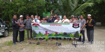 Dalam Rangka Hari Penanaman Pohon Se-Dunia, Lembaga Lingkungan Hidup AMPHIBI Sumut Usung Tema “Mari Jaga Lingkungan Demi Generasi Selanjutnya
