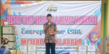Cahaya / Nur MI Al-Abror Tampak Lewat Enterpreneur