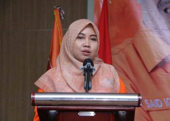 Lia Mayangsari, Ketua Exco Partai Buruh Lumajang, Akan Pimpin Aksi Unjuk Rasa di Depan Kantor Bupati Probolinggo