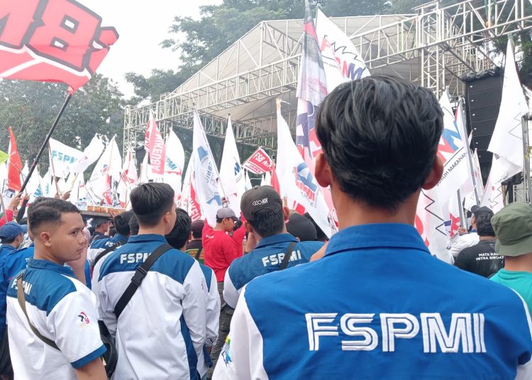 Tolak Upah Murah, Buruh FSPMI Probolinggo Tuntut UMK Layak dan UMSK 10%