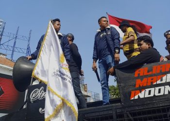 AMI Gelar Aksi Besar-Besaran Demo Polda Jatim Desak Tersangka, Lanjut Kepung DPD PDIP Tuntut Pemecatan