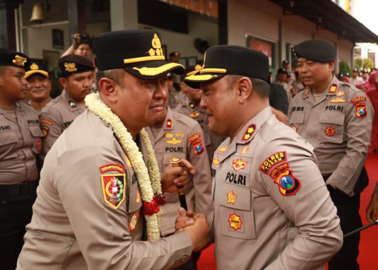 Polres Tuban Gelar Apel Farewell Parade Sebagai Penghargaan Pengabdian Kombespol Agung Setyo Nugroho S.I.K Usai PLT Kapolres