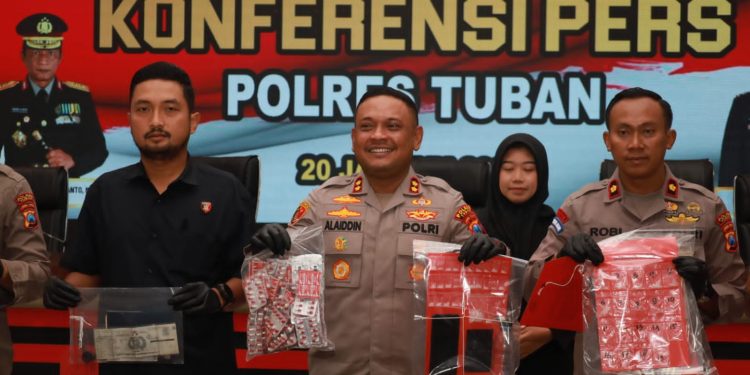 Polres Tuban Lakukan Konferensi Pers Terkait Kasus Curanmor 