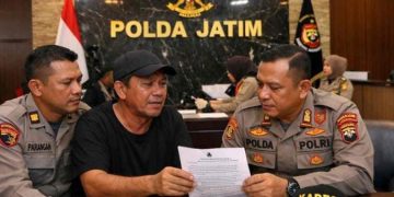 Merasa Di Tindas Kades Maibit Rengel Tuban Adukan Oknum Polisi anggota Polsek Parengan Polres Tuban ke Propam Polda