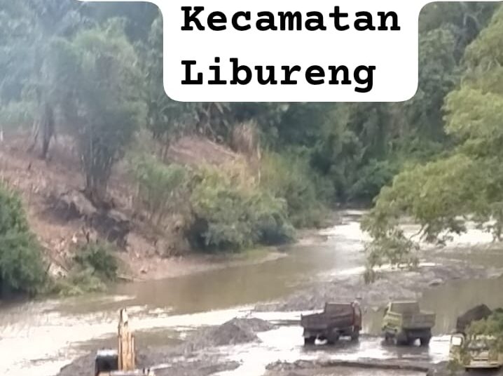 Koramil Kelola Tambang Ilegal Di Kabupaten Bone Suplai Proyek KMP      BONE, Reportase INC – Tambang ilegal  Golongan C jenis Pasir di Kecamatan Kajuara dikelola anggota TNI Koramil Libureng untuk menyuplai  proyek KMP (koperasi merah putih), kemudian para oknum TNI dilarang memakai atribut.   Jadi sorotan publik .  Tambang tersebut dikelola Oknum Koramil bersama anggota Babinsa atas perintah Dandim 1407 Bone  awalnya tambang dimulai atas nama Tambang merah putih. Warga karena tidak paham mereka mau saja dipekerjakan dengan bayaran yang tidak sesuai hanya karena mengingat proyek Negara.  ,”Ya kalau kerja di tempat lain mengangkut timbunan Pasir harga di atas dan pembayaran lancar,” ujar warga b29/1/2025  Lanjut warga,” tambang pasir di Libureng dikelola TNI Babinsa dan Koramil atas perintah Dandim untuk suplai proyek koperasi merah putih, katanya dana belum cair, pembayaran tersendat,” jelas warga   Tambang ilegal yang di maksud telah menyuplai proyek koperasi di beberapa kecamatan termasuk Kecamatan Libureng, Kecamatan Patimpen,dan Kecamatan Kahu, untuk merauk keuntungan,lebih miris yang mengolah anggaran tersebut adalah Dandim 1407 Bone menurut informasi dari sumber   Sementara Proyek pembangunan koperasi merah putih anggaran sudah ada yaitu 1,6 milyar satu Koperasi merah putih.yang sudah di cairkan pada bulan Juni 2025 di seluruh Indonesia termasuk di Kabupaten Bone   Berdasarkan prinsip hukum dan etika konstruksi di Indonesia, material bangunan untuk proyek pemerintah seperti proyek Koperasi Desa Merah Putih yang sedang berjalan) tidak diperbolehkan menggunakan pasir atau material dari pertambangan ilegal. Berikut adalah beberapa poin penting terkait hal ini: Pelanggaran Hukum: Perusahaan konstruksi yang menggunakan material ilegal, termasuk pasir, batu gunung dan tanah urug dari tambang tanpa izin, dapat dipidana. Penambangan tanpa izin melanggar Pasal 158 UU No. 3 Tahun 2020 dengan ancaman penjara hingga 5 tahun dan denda Rp100 miliar. Proyek pembangunan, terutama yang menggunakan anggaran Negara, wajib melalui prosedur ketat. Penggunaan material ilegal dapat mempengaruhi kualitas bangunan dan berpotensi memicu audit hukum, jika terbukti melanggar aturan. Konteks “Koperasi Desa Merah Putih”: Saat ini, legalitas materialnya. Koperasi Desa Merah Putih sebenarnya didorong menjadi solusi legal untuk mengelola tambang masyarakat, bukan sebagai pengguna tambang ilegal. Dampak Lingkungan: Tambang ilegal merusak lingkungan dan merugikan negara.   Dengan demikian, keterlibatan TNI dalam Koperasi Merah Putih adalah dalam konteks pembangunan fisik, keamanan, dan legalisasi usaha masyarakat, bukan mengelola tambang pasir ilegal.  TNI AD bekerja sama dengan PT Agrinas Pangan Nusantara untuk mempercepat pembangunan fisik koperasi Desa agar segera beroperasi.  Pengawasan dan Pengamanan: TNI  Kolaborasi, Bukan mengambil alih  Pengelolaan proyek sebagai kontraktor atau pekerja proyek,TNI fokus pada pengamanan dan kelancaran program. Salah satu Anggota Koramil S.A yang mengaku pengawas lapangan tambang pasir untuk menyuplai pasir dalam pembangunan KMP di Kecamatan Libureng.melalui telepon selulernya WhatsApp pribadi,”saya tidak tahu menahu soal izin maupun pendanaan karena kami hanya menjalankan perintah, untuk menyuplai proyek KMP,” ujar S.A 30/1/2026 sampai berita ini di tayangkan  baik  Koramil maupun Dandim belum bisa di hubungi . semua anggota kodim sepakat untuk tidak memberi tahu no ponsel yang  bersangkutan 20/1/2026 (Rosna)….. .         .                                                                      ……..
