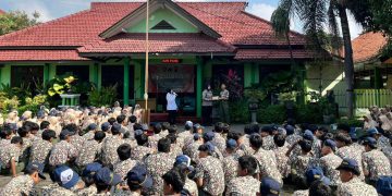 Polres Probolinggo Kota Masuk Sekolah, Bekali Ratusan Siswa SMPN 4 Ilmu Anti Bullying