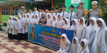 Sat Lantas Polres Langkat “Goes to School” di MTsN 3 Langkat, Bangun Budaya Tertib Berlalu Lintas Sejak Dini