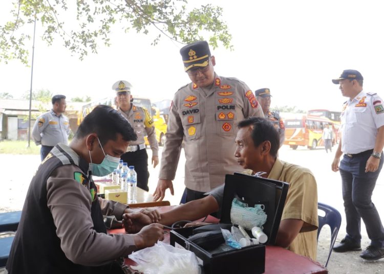 Sat Lantas Polres Langkat Gelar Ramp Check Terpadu di Terminal Hinai, Utamakan Keselamatan dan Kesehatan Pengemudi