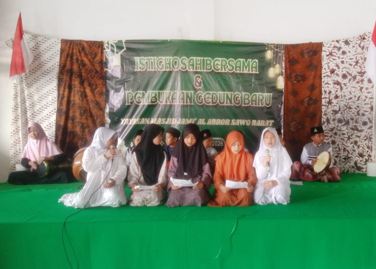 Istighosah Bersama Dalam Pembukaan Gedung Baru : Yayasan Masjid Al-Abror Bergema Dengan Semangat Baru