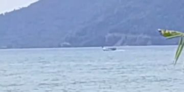 Kapal Muatan Solar Ilegal 20 Ton Terpantau di Pesisir Pantai Malombo Kolaka, Sulawesi Tenggara