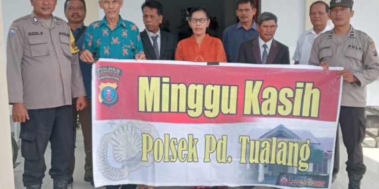 Polsek Padang Tualang Amankan Ibadah Minggu, Kapolres Langkat Tegaskan Komitmen Jaga Toleransi
