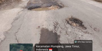 Jalan Raya Poros Kecamatan Widang Plumpang Banyak Berlubang dan Sering Menyebabkan Laka Lantas Roda Dua