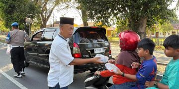 Polres Langkat Berbagi Takjil di Hari ke-18 Ramadhan, Polsek Jajaran Ikut Serentak Berbagi