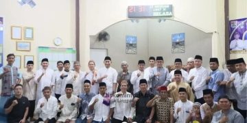 Wali Kota Lubuk Linggau Sholat Tarawih Bersama di Masjid Al-Basir, Ajak Warga Tingkatkan Keimanan di Bulan Ramadan