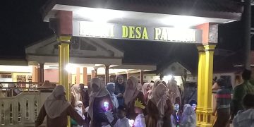 Pawai Lampu Lampion Beriringan Di Bulan Suci Romadon Berlangsung Meriah