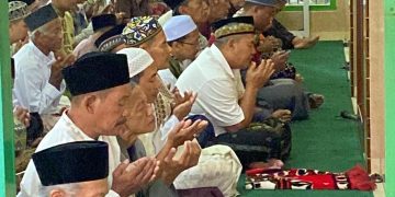 Kegiatan Idul Fitri Di Masjid Al-Abror Bermenara Menor: Materi Khutbah Bikin Jamaah Tergugah