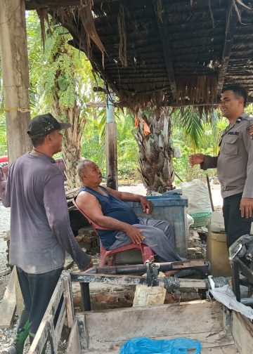Bhabinkamtibmas Polsek Tanjung Pura Aktif Sambangi Warga, Sampaikan Imbauan Kamtibmas dan Bahaya Narkoba