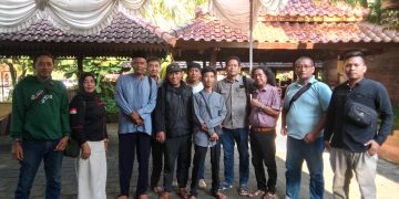 Sindiran Keras: Kodim dan Polres Lamongan Kini Eksklusif dan Alergi Turun ke Bawah