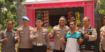 Wujud Kepedulian Terhadap Masyarakat, AKBP. Alaiddin, S.H., S.I.K., M.H. Laksanakan Kegiatan Bersama Penyandang Disabilitas Kecamatan Singgahan