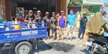 Karang Taruna dan Relawan Babat Viral Lewat Limbah Aspal