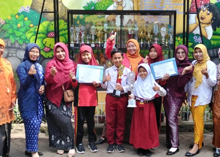 Harumkan Nama Sekolah, Alfan Siswa SDN Tamansari II Sabet Juara 1 Olimpiade TKA