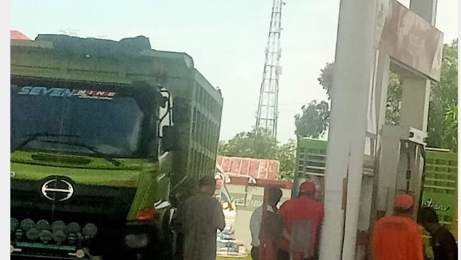 Kinprojamin :Akan Laporkan Penyelundup BBM Bersubsidi Di Kabupaten Bone Ke Kolaka BPP Pertanian VS SPBU Zulfikar 74.927.13 Konspirasi Barcode Pertanian Jadi Tameng