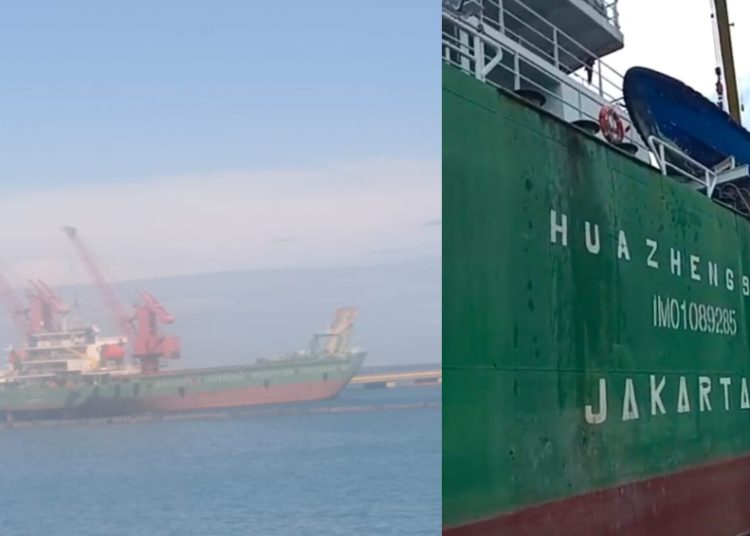 Desak Syahbandar POMALAA Periksa Dokumen Pekerja WNA di MV HUAZHENG 999 Sebelum Terbitkan SPB
