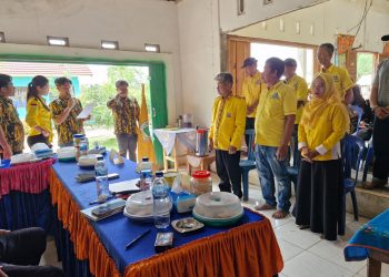 Dr Darlian Pone Buka Muscam Pimpinan Kecamatan Partai Golkar Pakuan Ratu