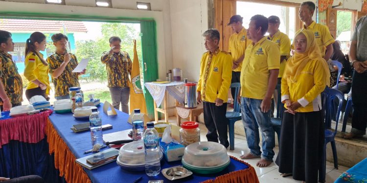 Dr Darlian Pone Buka Muscam Pimpinan Kecamatan Partai Golkar Pakuan Ratu