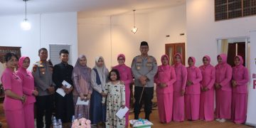 Wujud Kepedulian, Kapolres langkat Berikan Tali Asih Kepada Istri Personel Polri Yang Suaminya Telah Meninggal Dunia