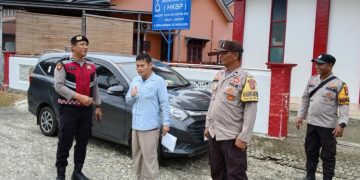 Polsek Pangkalan Susu Polres Langkat Hadirkan Rasa Aman Lewat Program Minggu Kasi dan Pengamanan Ibadah Gereja